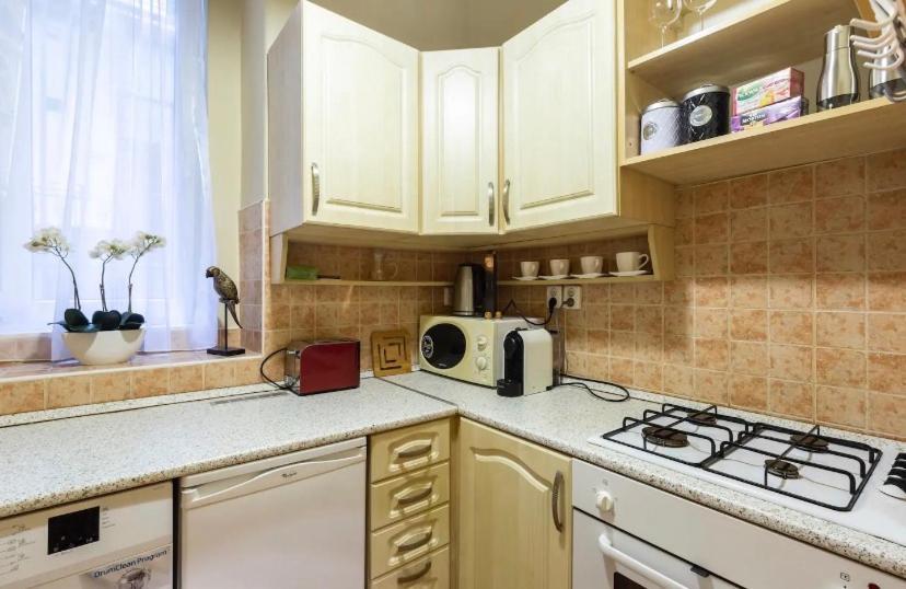 Apartament Cherry Blossom Designer In The Center With Free Parking *